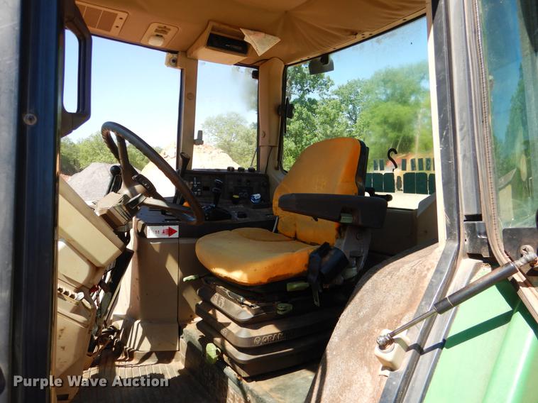 image for item DE3962 2001 John Deere 6310 tractor