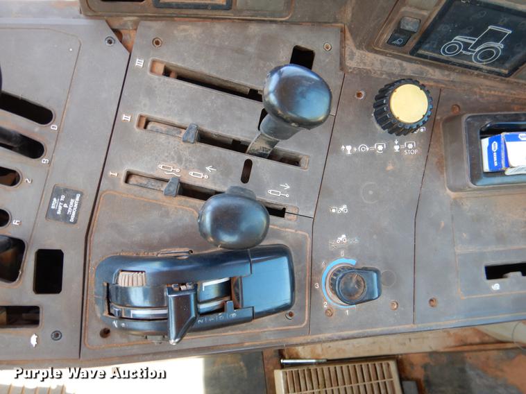 image for item DE3962 2001 John Deere 6310 tractor