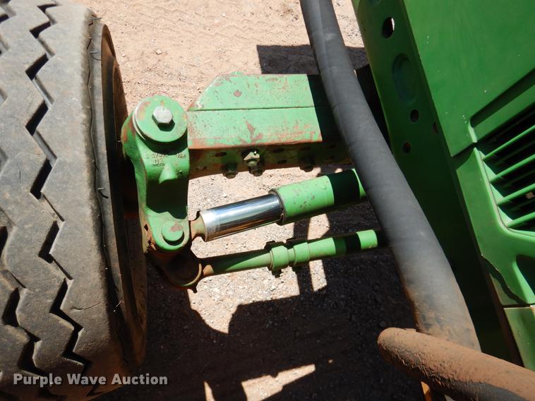 image for item DE3962 2001 John Deere 6310 tractor