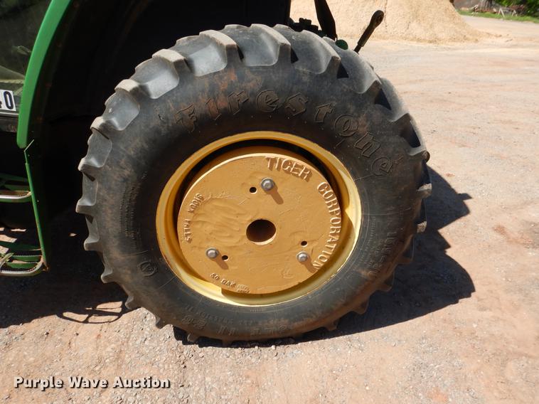 image for item DE3962 2001 John Deere 6310 tractor