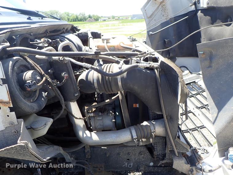 image for item DE5333 2003 Ford F650 dump truck