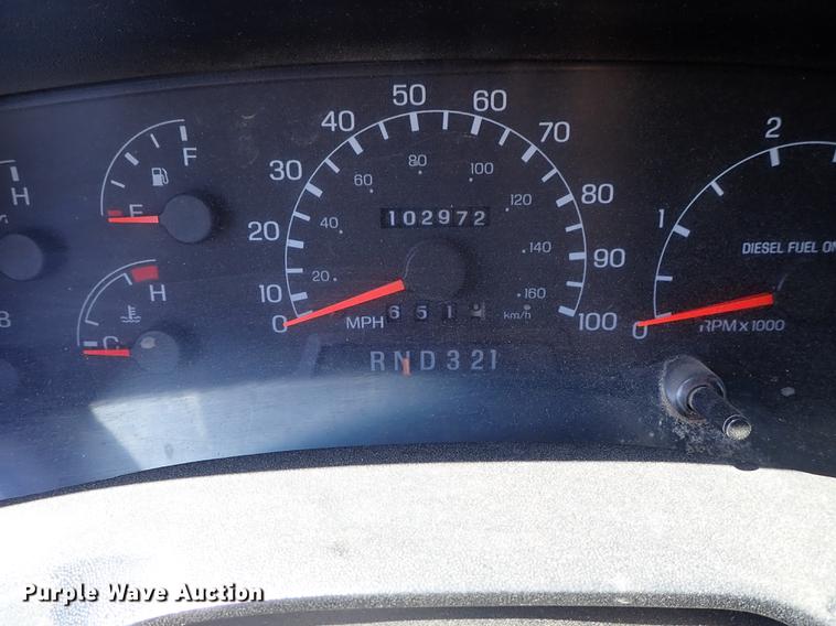 image for item DE5334 2002 Ford F650 dump truck