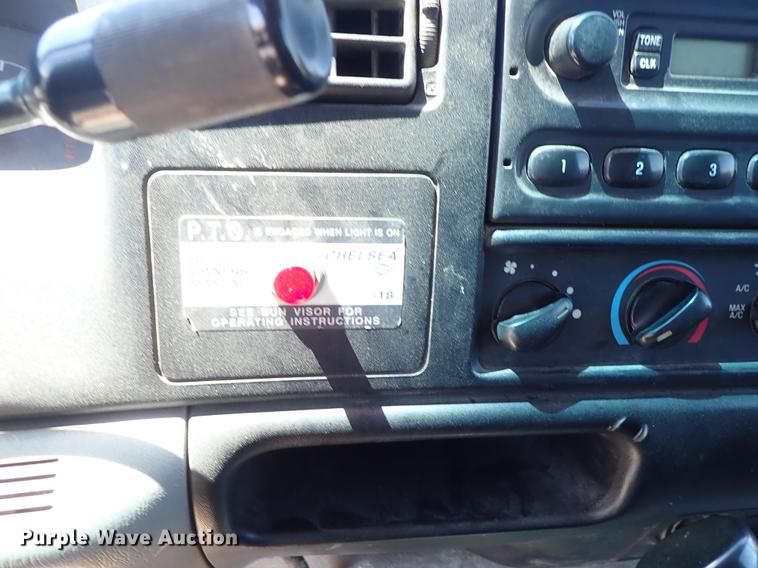 image for item DE5334 2002 Ford F650 dump truck