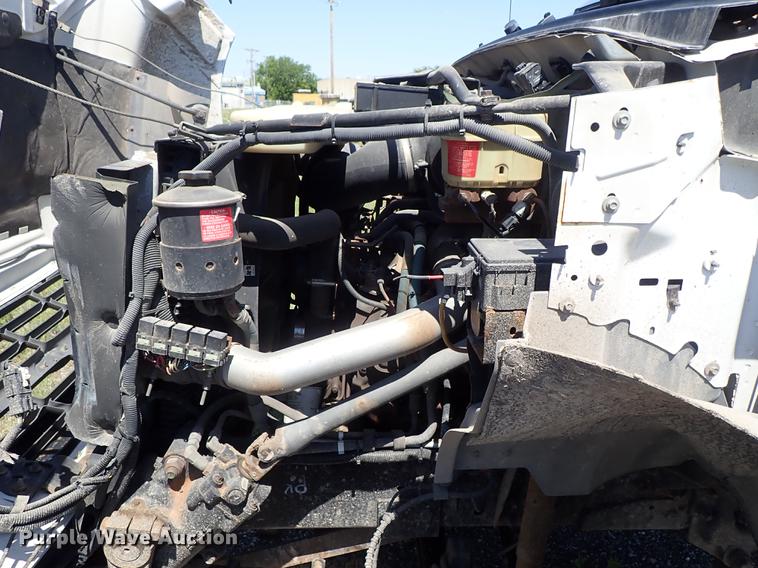 image for item DE5334 2002 Ford F650 dump truck