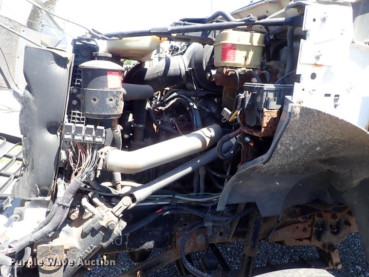 image for item DE5335 2003 Ford F650 dump truck