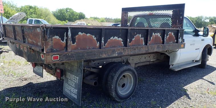 image for item DE5336 2000 Ford F350 Super Duty dump bed pickup truck