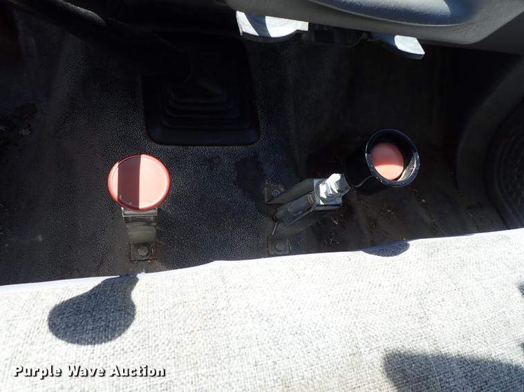 image for item DE5336 2000 Ford F350 Super Duty dump bed pickup truck