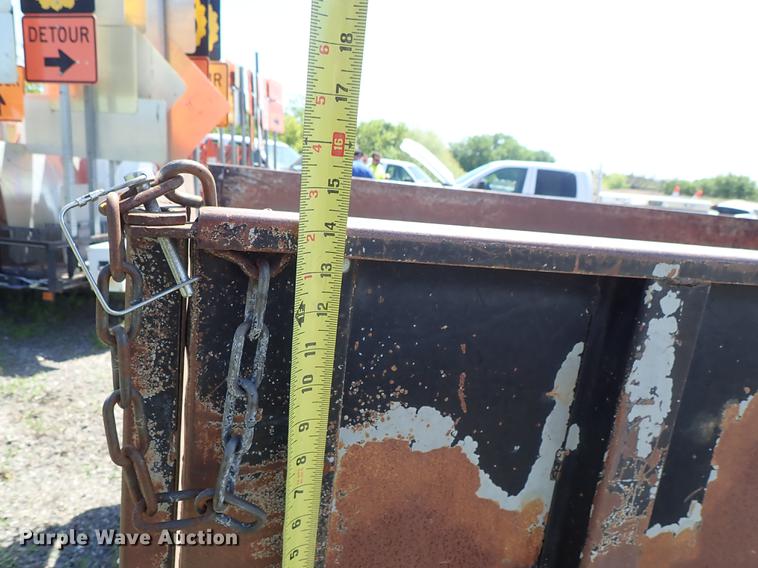 image for item DE5336 2000 Ford F350 Super Duty dump bed pickup truck