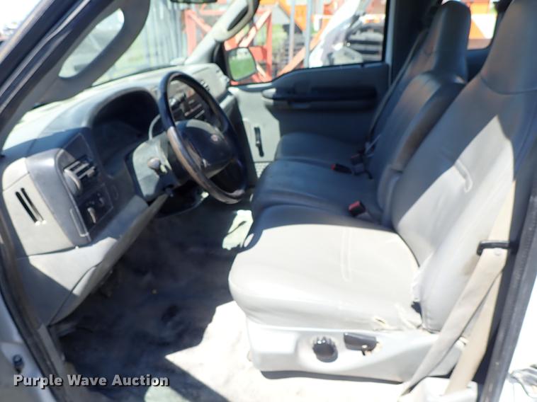 image for item DE5337 2006 Ford F250 Super Duty SuperCab pickup truck