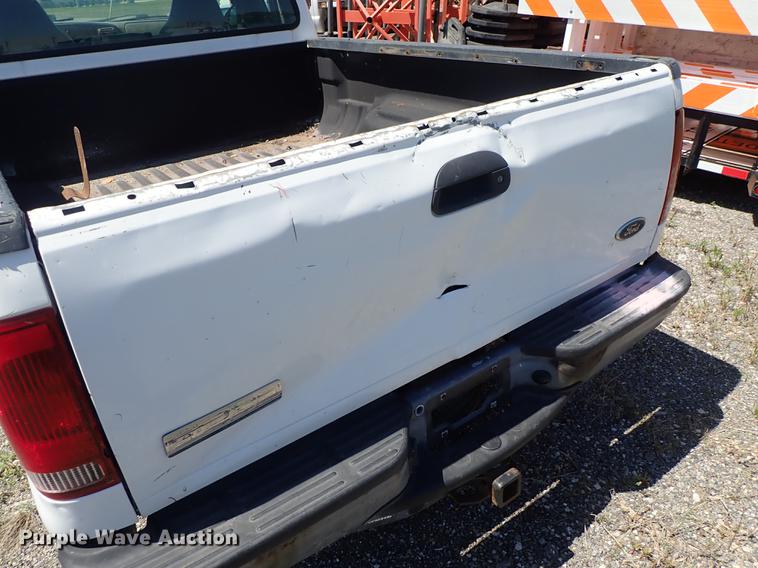 image for item DE5337 2006 Ford F250 Super Duty SuperCab pickup truck