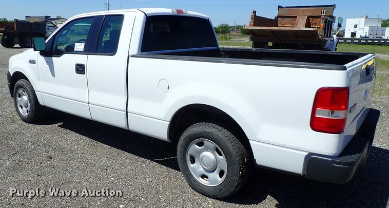 image for item DE5338 2006 Ford F150 SuperCab pickup truck