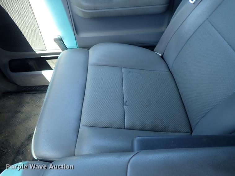 image for item DE5338 2006 Ford F150 SuperCab pickup truck