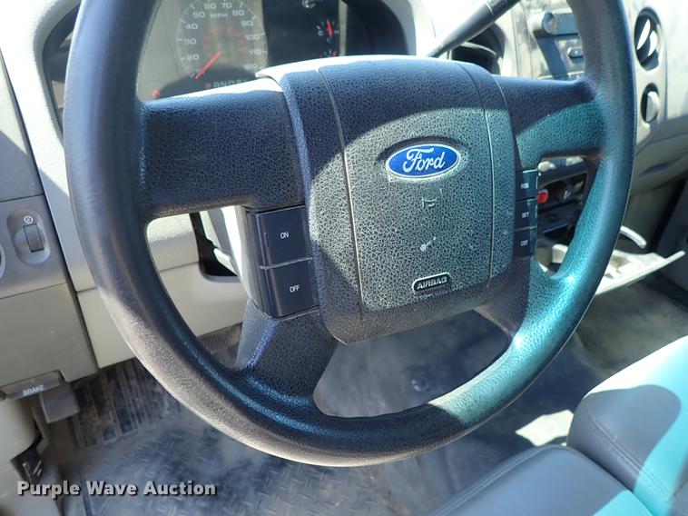 image for item DE5338 2006 Ford F150 SuperCab pickup truck