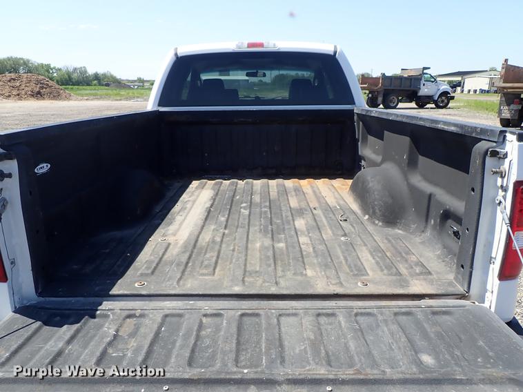 image for item DE5338 2006 Ford F150 SuperCab pickup truck