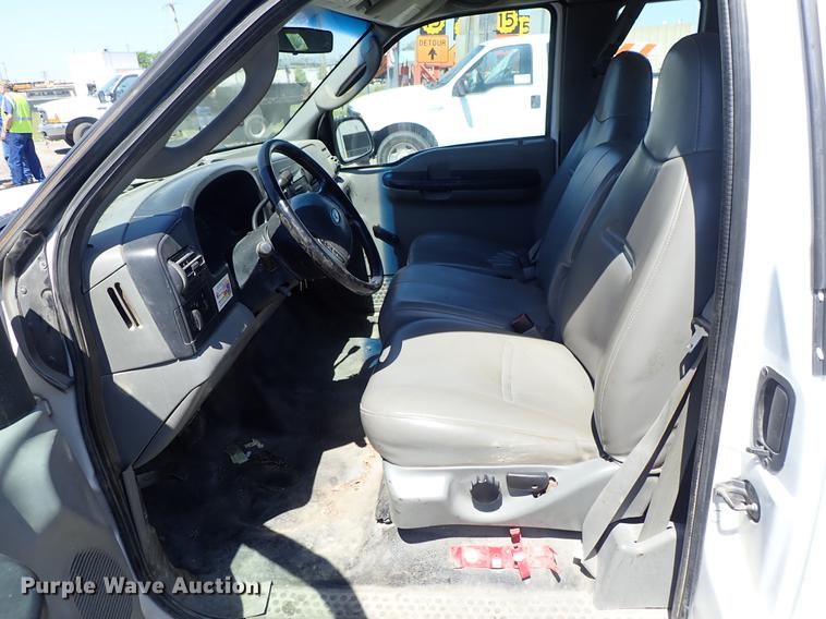 image for item DE5339 2006 Ford F250 Super Duty SuperCab pickup truck