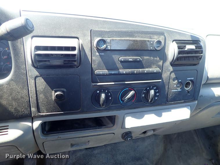 image for item DE5339 2006 Ford F250 Super Duty SuperCab pickup truck