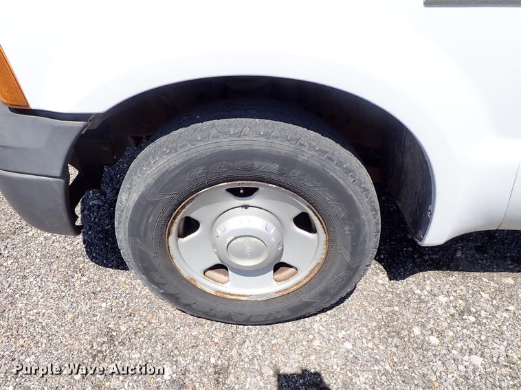 image for item DE5339 2006 Ford F250 Super Duty SuperCab pickup truck