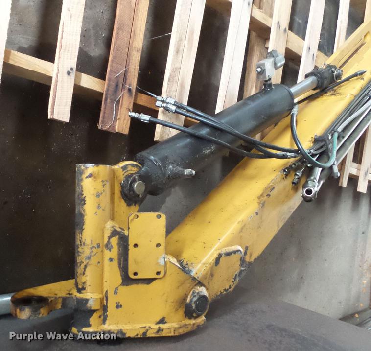 image for item DE7804 Tiger 34852 boom rotary mower