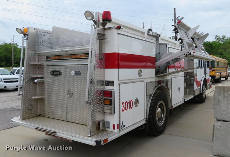 image for item DE8040 1996 Emergency One fire truck