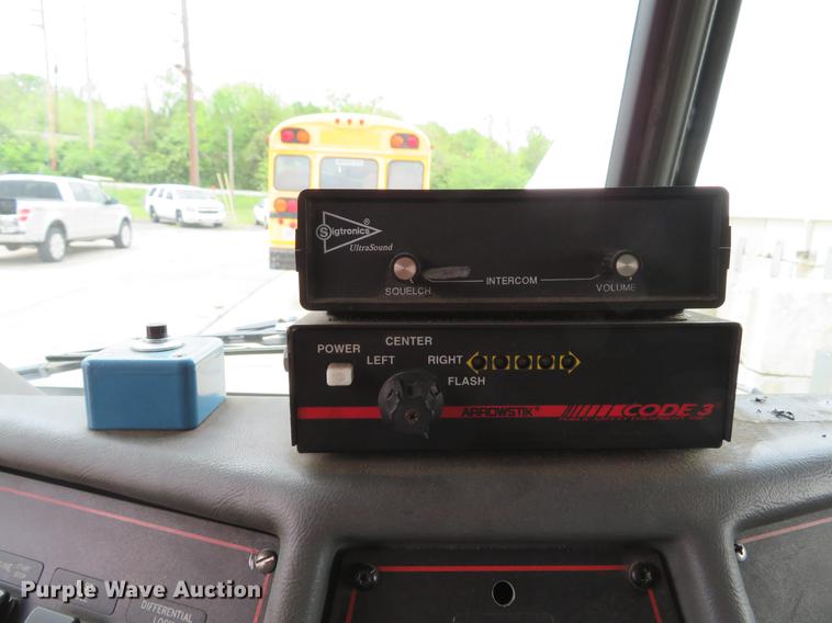 image for item DE8040 1996 Emergency One fire truck