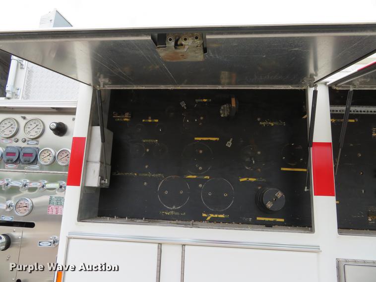 image for item DE8040 1996 Emergency One fire truck