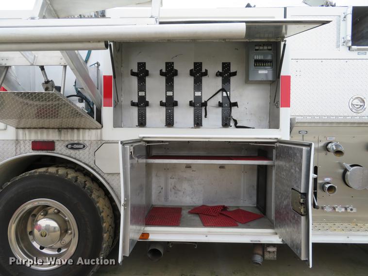 image for item DE8040 1996 Emergency One fire truck