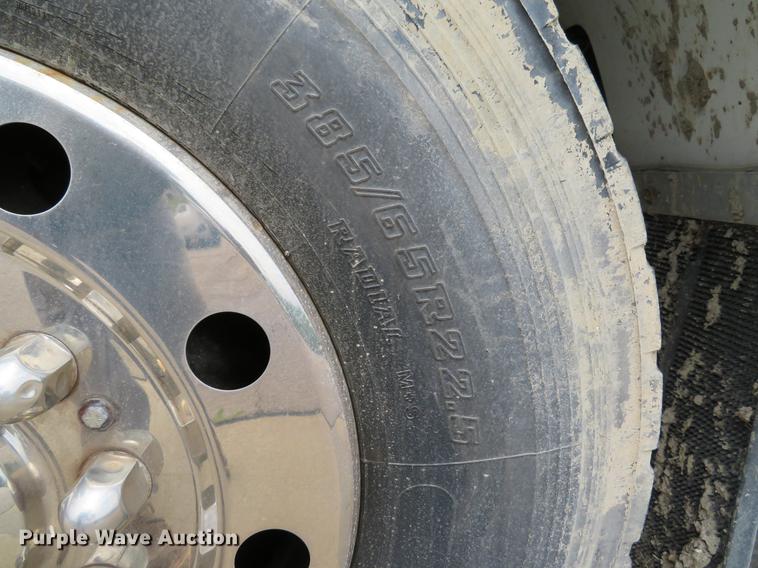 image for item DE8040 1996 Emergency One fire truck