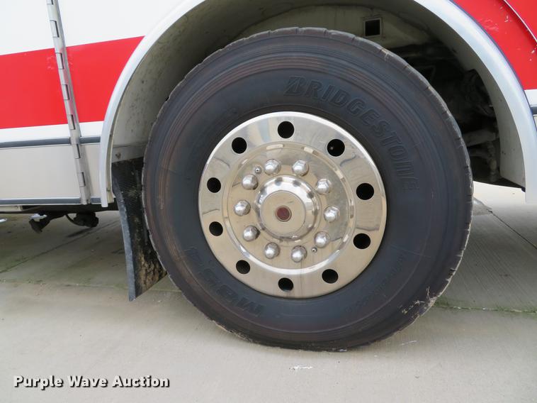 image for item DE8040 1996 Emergency One fire truck