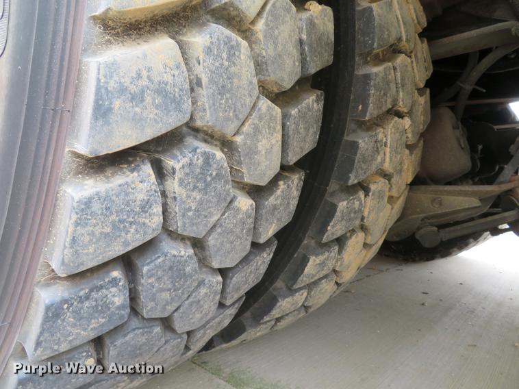 image for item DE8040 1996 Emergency One fire truck