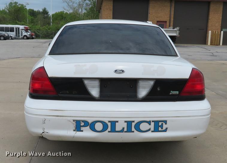 image for item DE8042 2009 Ford Crown Victoria Police Interceptor