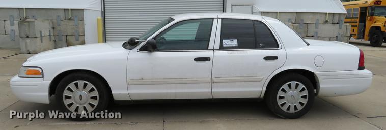 image for item DE8042 2009 Ford Crown Victoria Police Interceptor