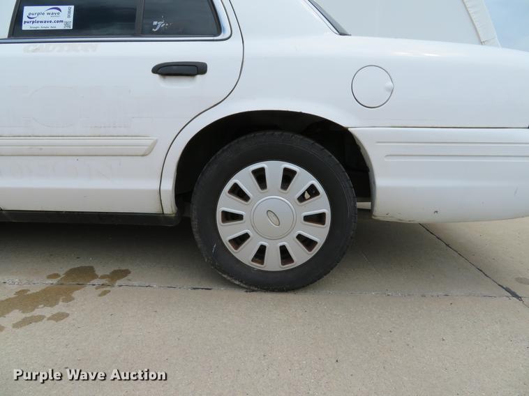 image for item DE8042 2009 Ford Crown Victoria Police Interceptor