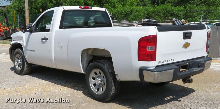 image for item DE8099 2008 Chevrolet Silverado 1500 pickup truck