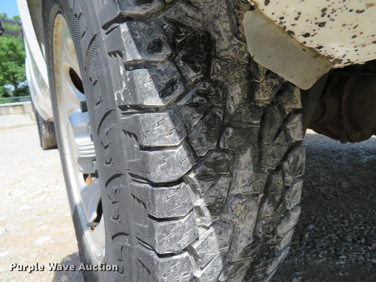 image for item DE8099 2008 Chevrolet Silverado 1500 pickup truck