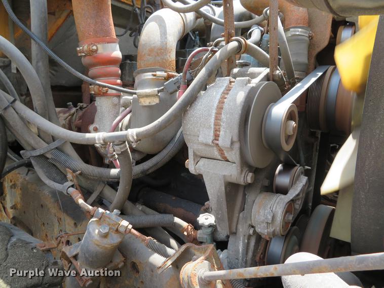 image for item DE8100 2002 International 2554 dump truck