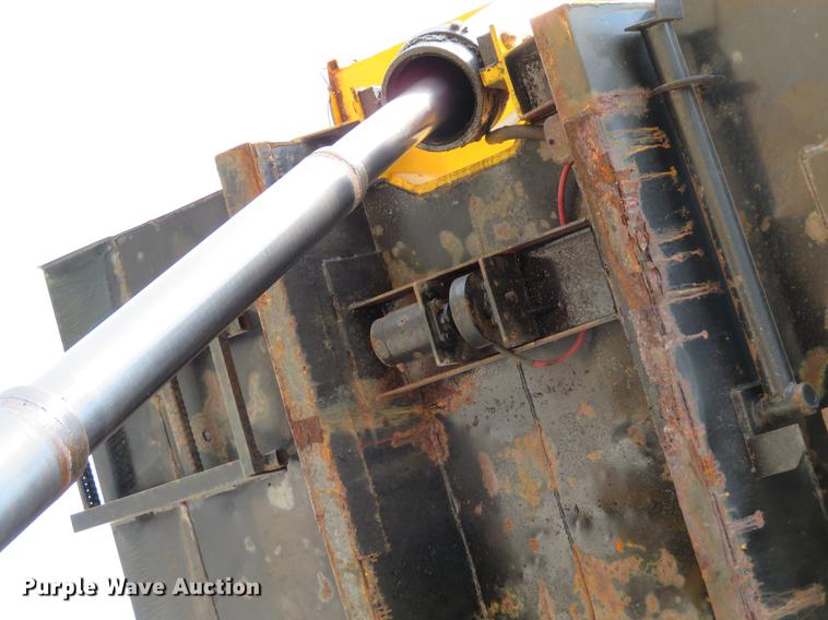 image for item DE8100 2002 International 2554 dump truck