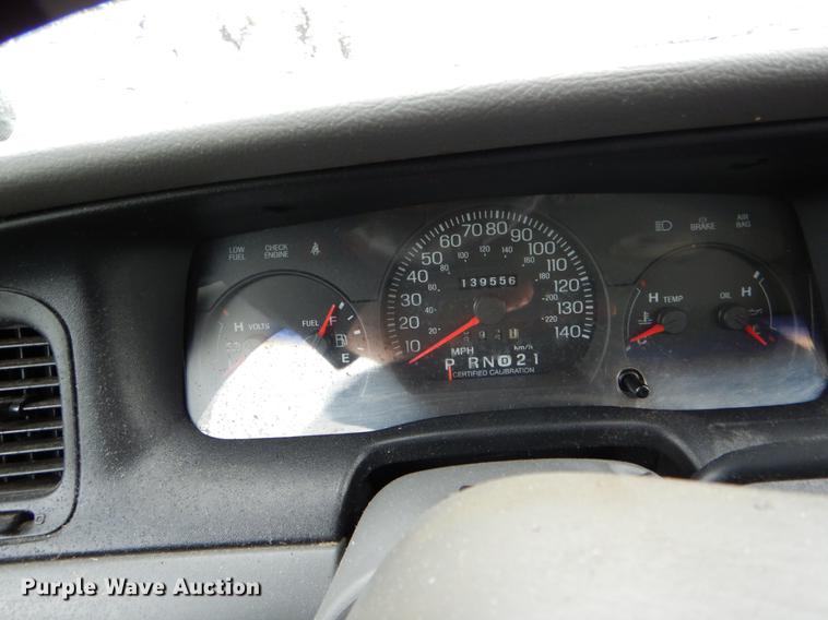 image for item DE8313 2003 Ford Crown Victoria Police Interceptor