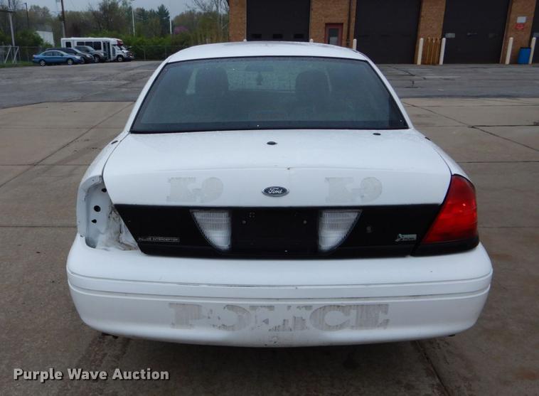 image for item DE8314 2010 Ford Crown Victoria Police Interceptor