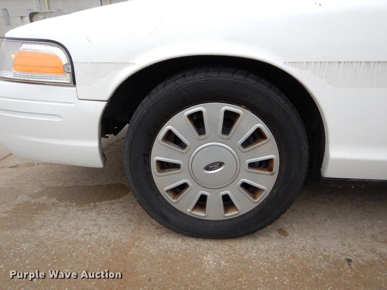image for item DE8314 2010 Ford Crown Victoria Police Interceptor