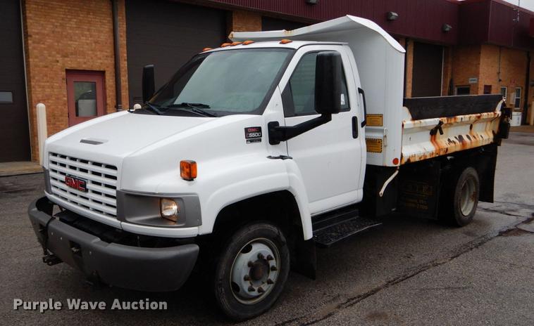 image for item DE8315 2009 GMC C5500 dump truck