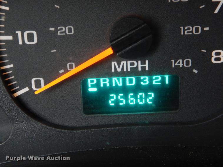 image for item DE8315 2009 GMC C5500 dump truck