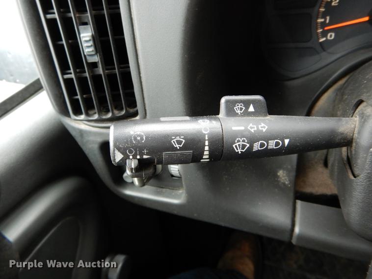 image for item DE8315 2009 GMC C5500 dump truck