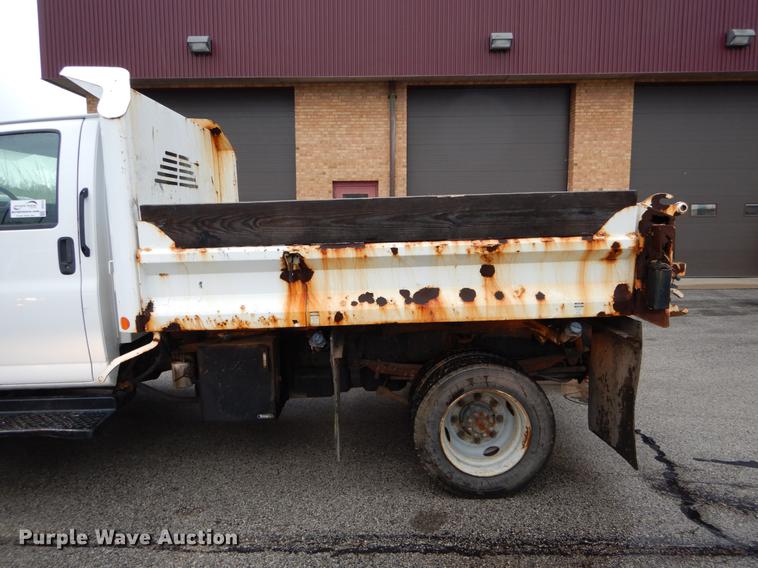 image for item DE8315 2009 GMC C5500 dump truck