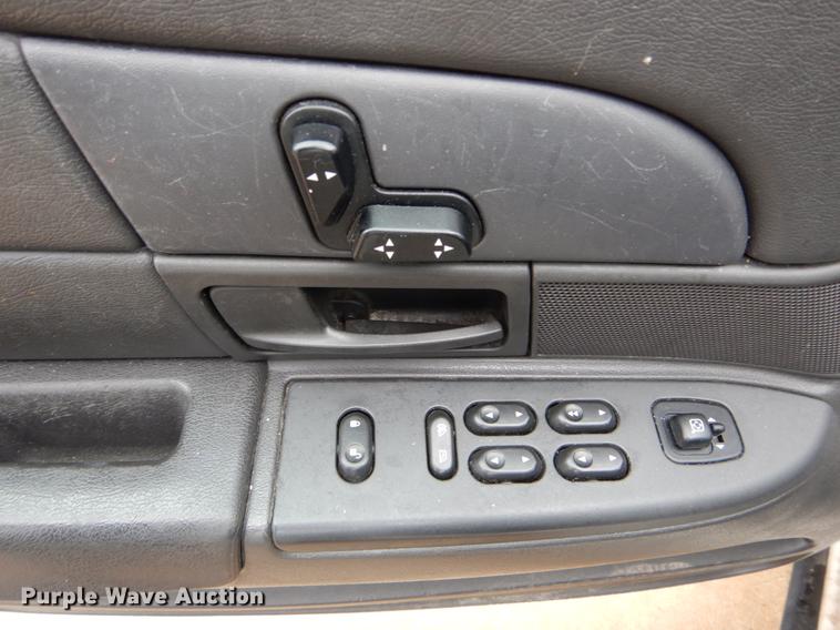 image for item DE8316 2004 Ford Crown Victoria Police Interceptor