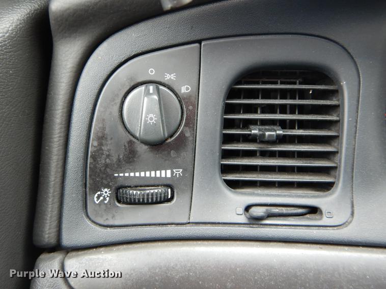 image for item DE8316 2004 Ford Crown Victoria Police Interceptor