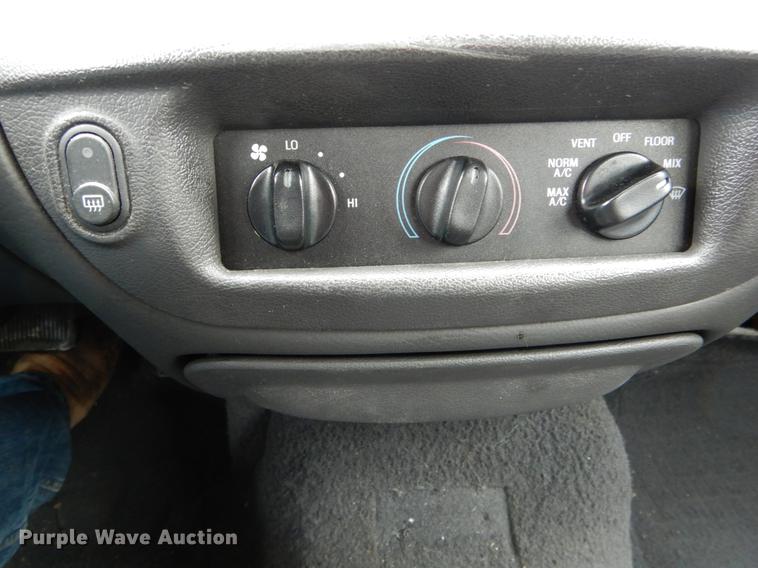 image for item DE8316 2004 Ford Crown Victoria Police Interceptor