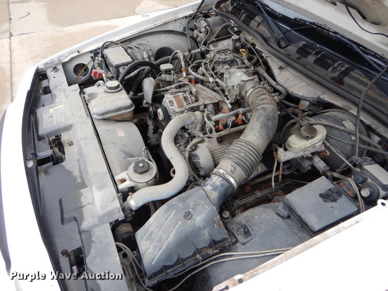 image for item DE8316 2004 Ford Crown Victoria Police Interceptor