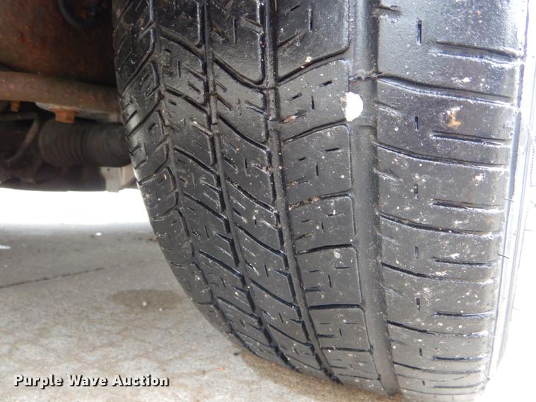 image for item DE8316 2004 Ford Crown Victoria Police Interceptor