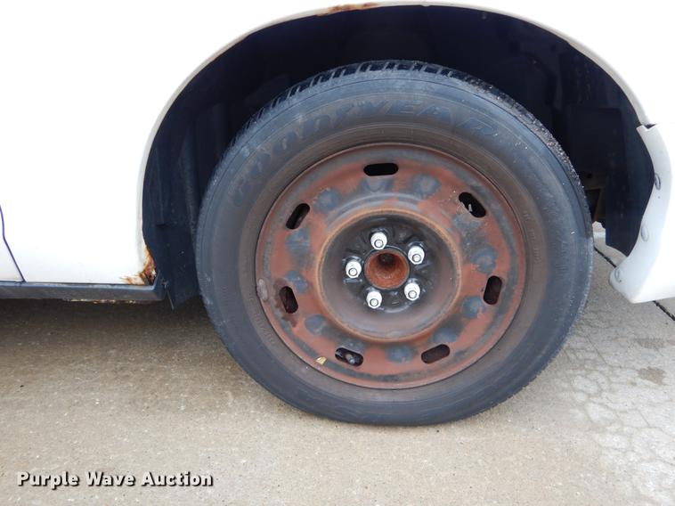 image for item DE8316 2004 Ford Crown Victoria Police Interceptor