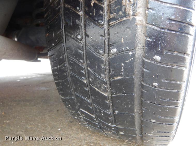 image for item DE8316 2004 Ford Crown Victoria Police Interceptor